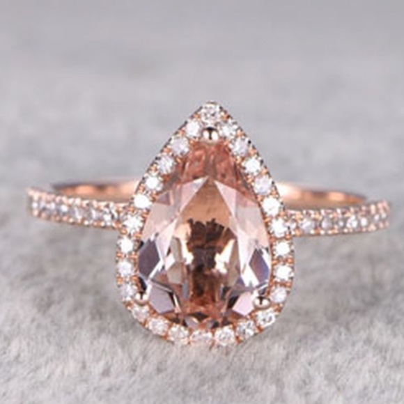 4k Rose Gold Morganite Ring - Picture 3 of 5